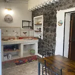 Le Decime Habitación en casa particular Mascali