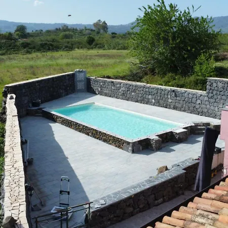 Le Decime Homestay Mascali